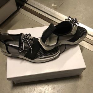Steve Madden trend sneakers